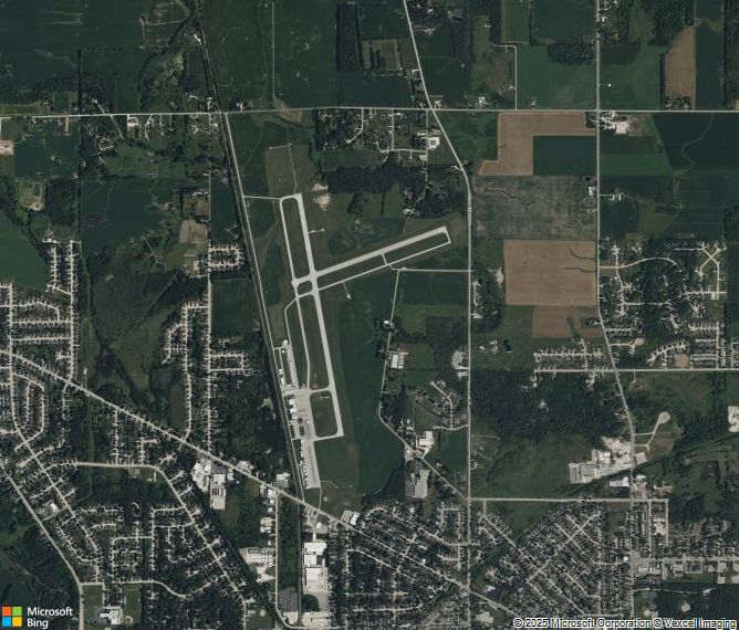 Взлётно-посадочная полоса Manitowoc County Airport