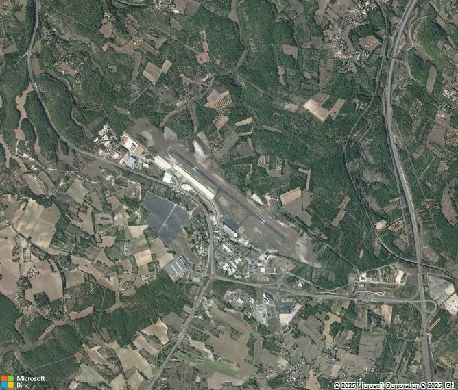 Взлётно-посадочная полоса Cahors Lalbenque Airport