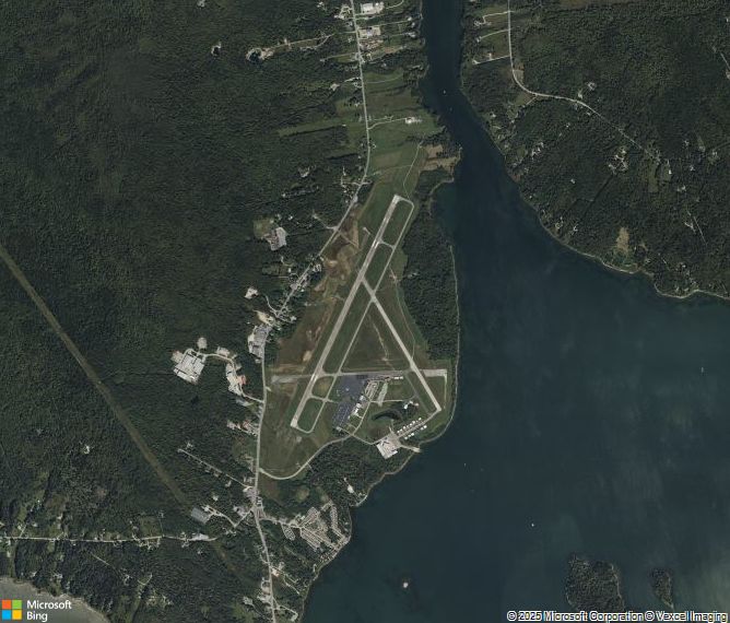 Взлётно-посадочная полоса Hancock County Bar Harbor Airport
