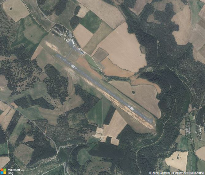 Взлётно-посадочная полоса Mende Brenoux Airport