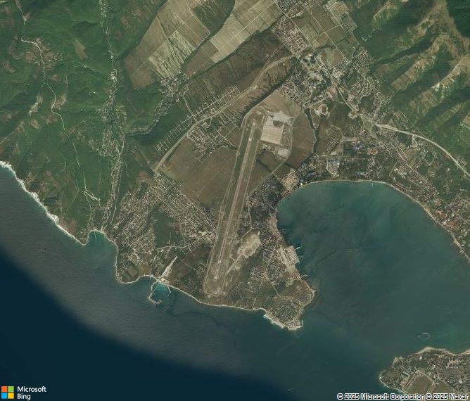 Взлётно-посадочная полоса Gelendzhik Airport