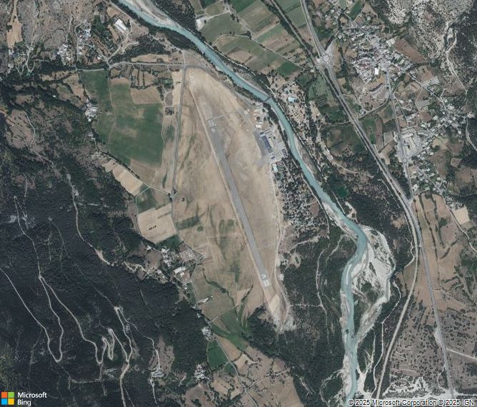 Взлётно-посадочная полоса Mont-Dauphin - St-Crépin Airport
