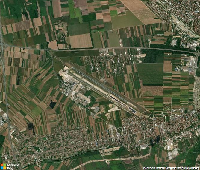 Взлётно-посадочная полоса Belgrade Nikola Tesla Airport