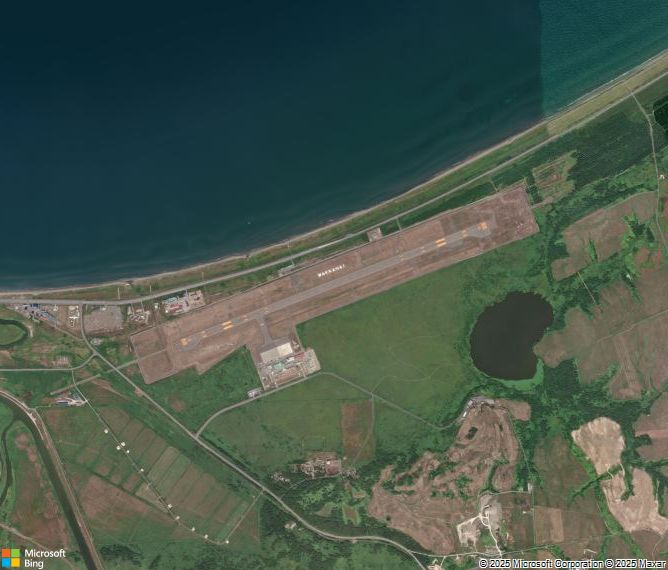 Взлётно-посадочная полоса Wakkanai Airport
