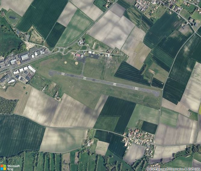 Взлётно-посадочная полоса Royan Medis Airport