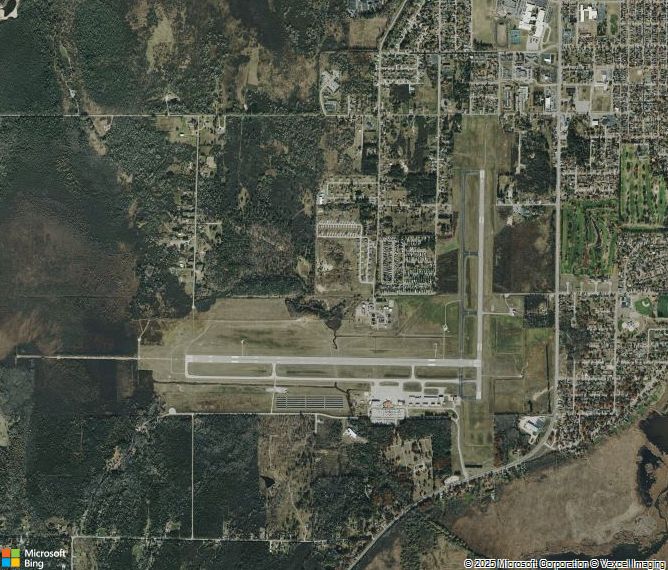 Взлётно-посадочная полоса Escanaba Delta County Airport