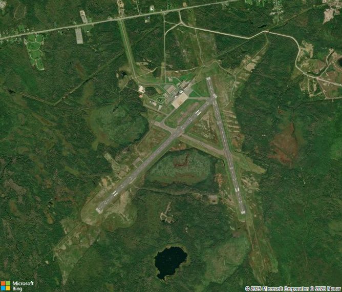 Взлётно-посадочная полоса Sydney J.A. Douglas McCurdy Airport