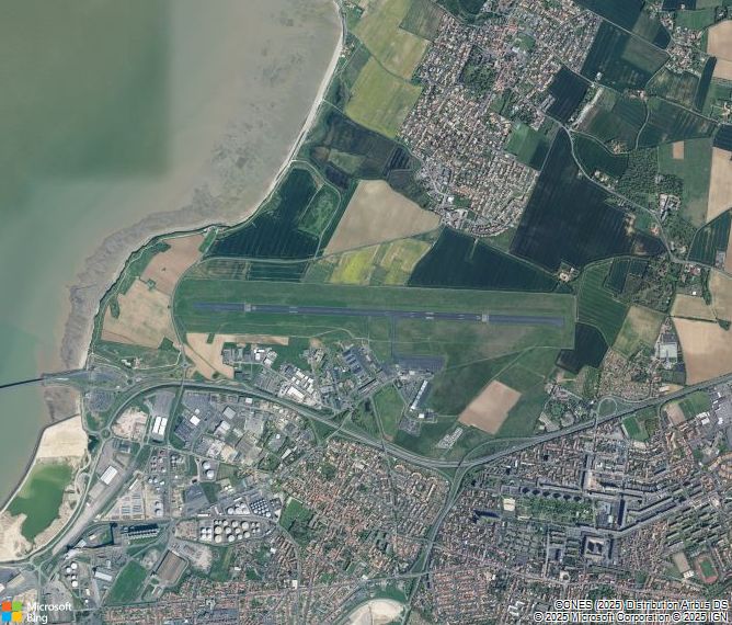 Взлётно-посадочная полоса La Rochelle Ile de Re Airport