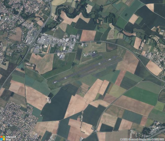 Взлётно-посадочная полоса Niort Souche Airport