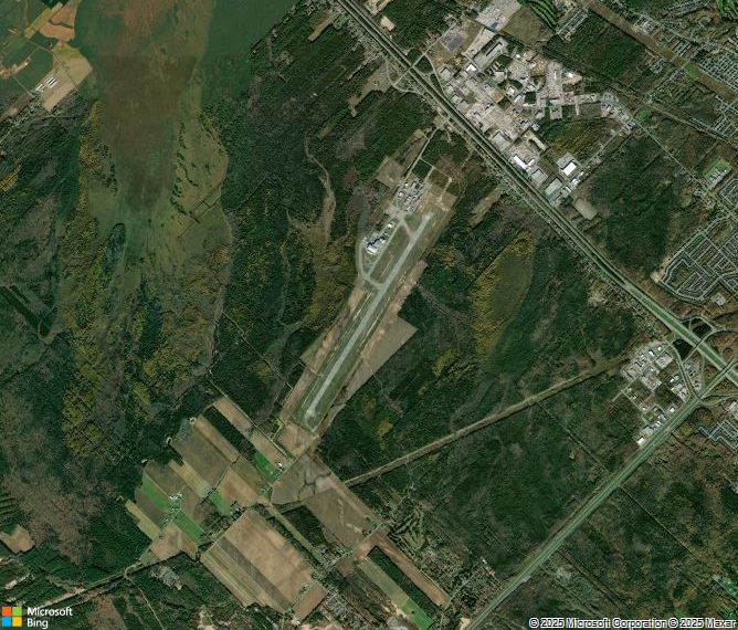 Взлётно-посадочная полоса Trois-Rivieres Airport