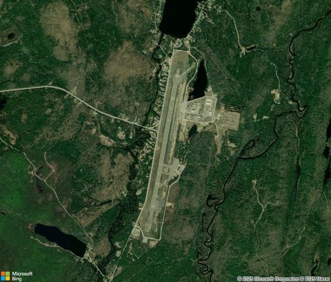 Взлётно-посадочная полоса Mont Tremblant International Airport