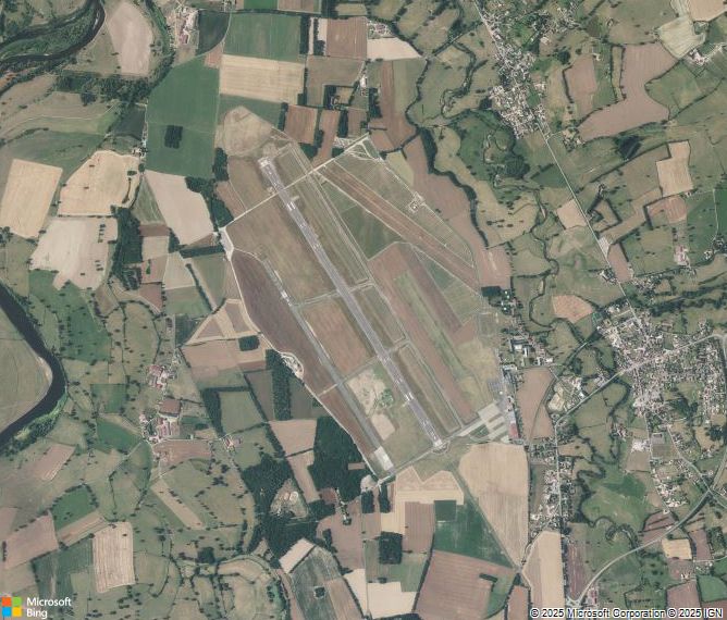 Взлётно-посадочная полоса St-Yan Airport