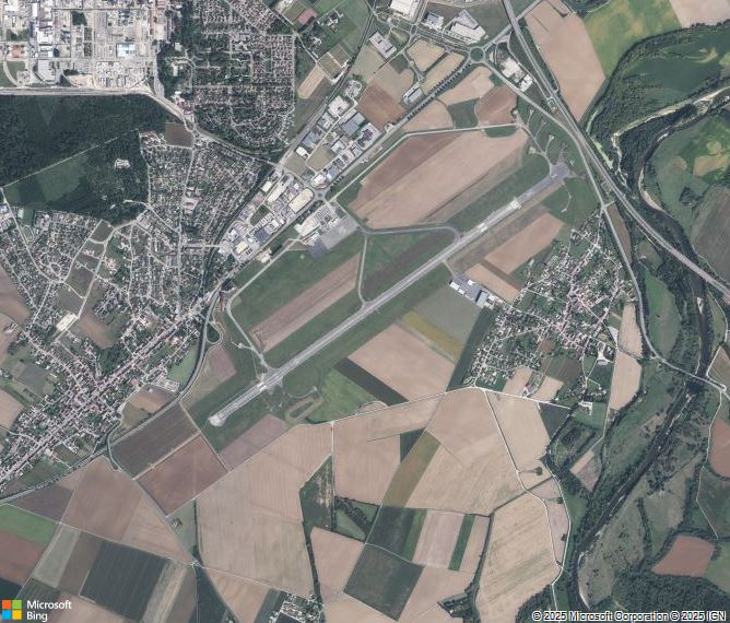 Взлётно-посадочная полоса Dole Jura Airport