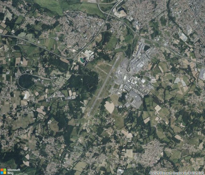 Взлётно-посадочная полоса Nantes Atlantique Airport