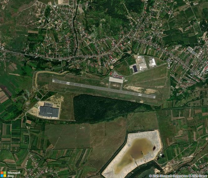 Взлётно-посадочная полоса Baia Mare Airport