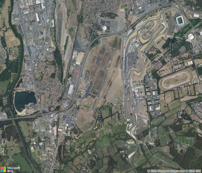 Взлётно-посадочная полоса Le Mans Arnage Airport
