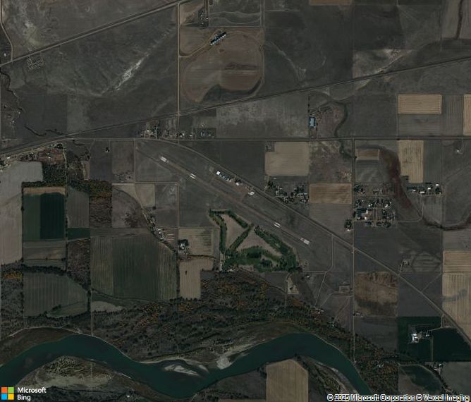 Взлётно-посадочная полоса Wolf Point L. M. Clayton Airport