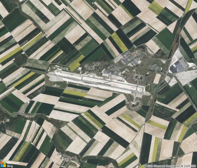 Взлётно-посадочная полоса Paris Vatry Chalons Airport