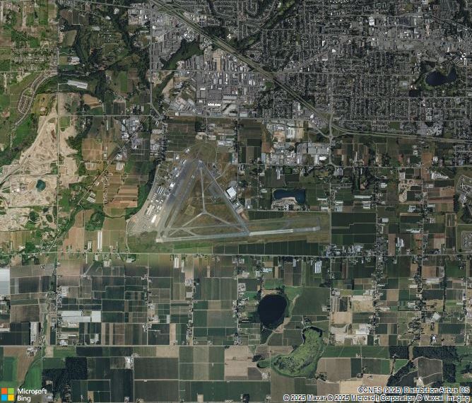 Взлётно-посадочная полоса Abbotsford International Airport