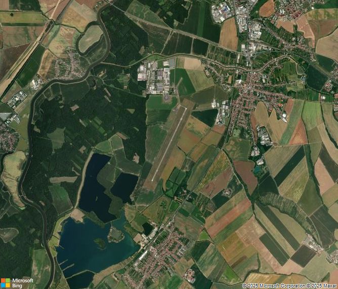 Взлётно-посадочная полоса Kunovice Airport