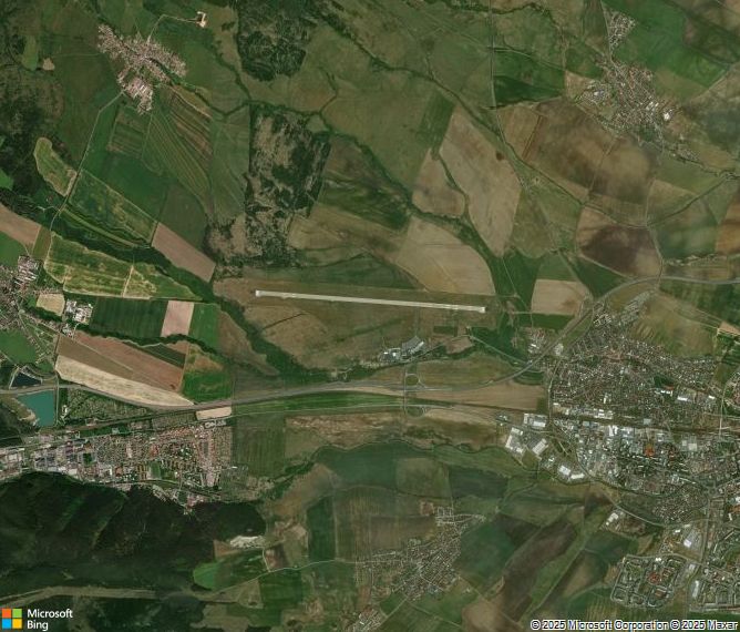 Взлётно-посадочная полоса Poprad Tatry Airport