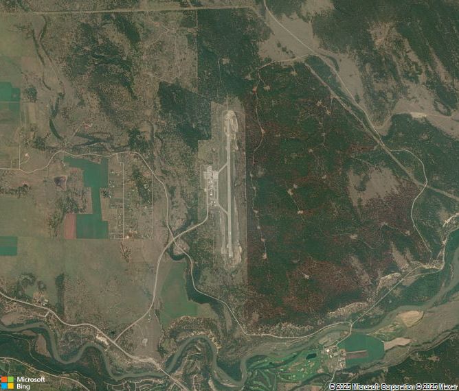 Взлётно-посадочная полоса Cranbrook Canadian Rockies International Airport