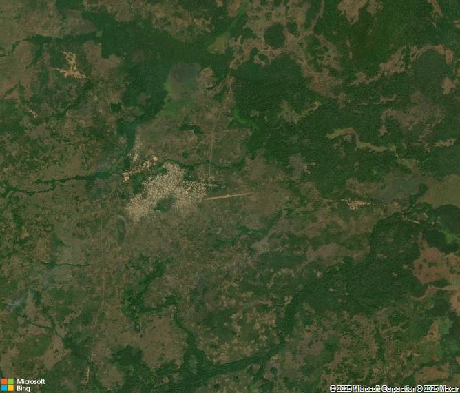 Взлётно-посадочная полоса Bakouma Airport