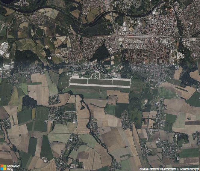 Взлётно-посадочная полоса Pardubice Airport