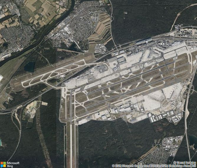 Взлётно-посадочная полоса Frankfurt Airport