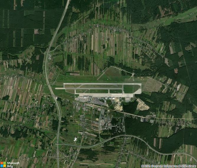 Взлётно-посадочная полоса Katowice International Airport