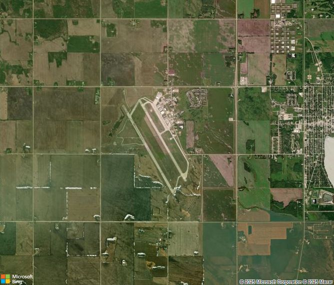 Взлётно-посадочная полоса Gimli Industrial Park Airport