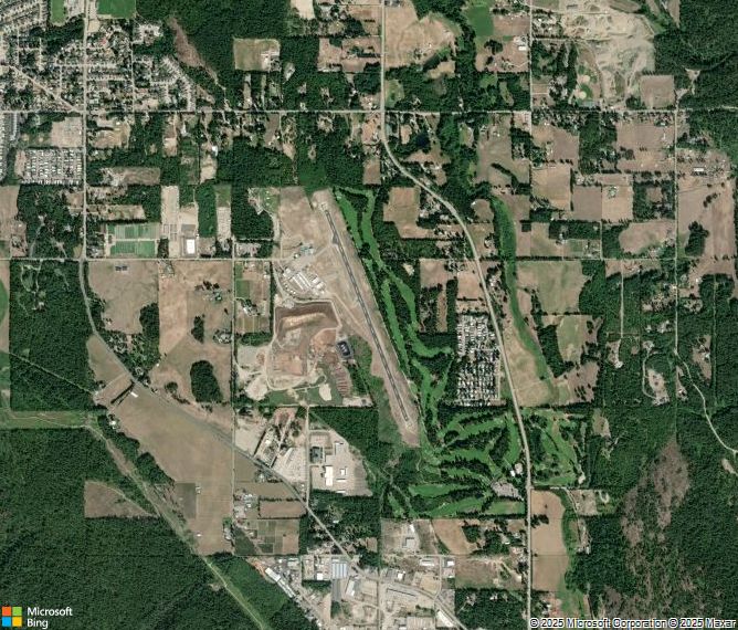 Взлётно-посадочная полоса Salmon Arm Airport