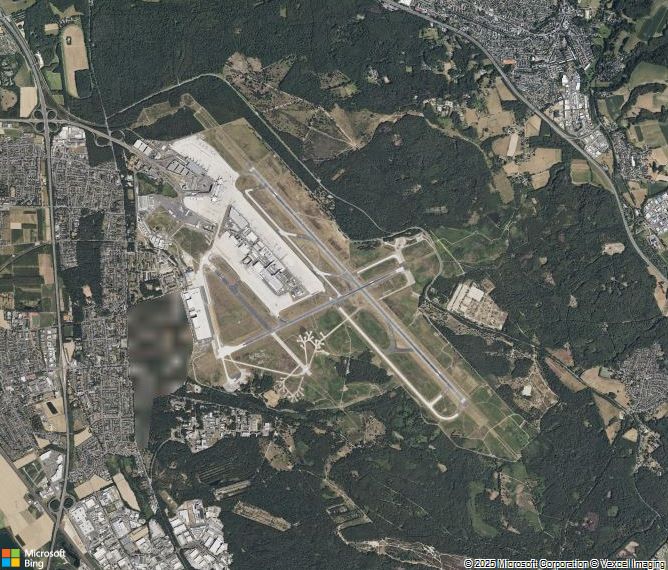 Взлётно-посадочная полоса Cologne Bonn Airport