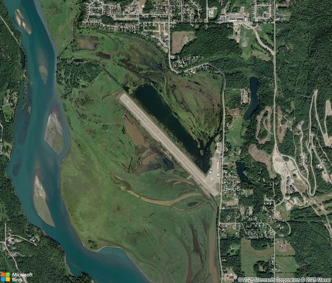 Взлётно-посадочная полоса Revelstoke Airport