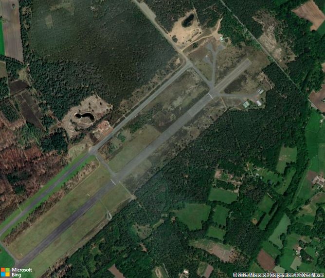Взлётно-посадочная полоса Oostmalle Air Base