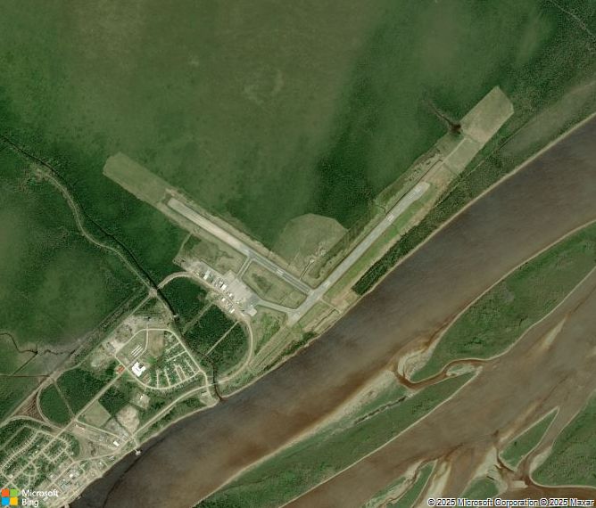 Взлётно-посадочная полоса Moosonee Airport