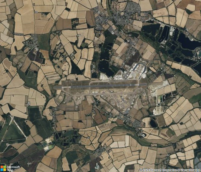 Взлётно-посадочная полоса Fairford Airport