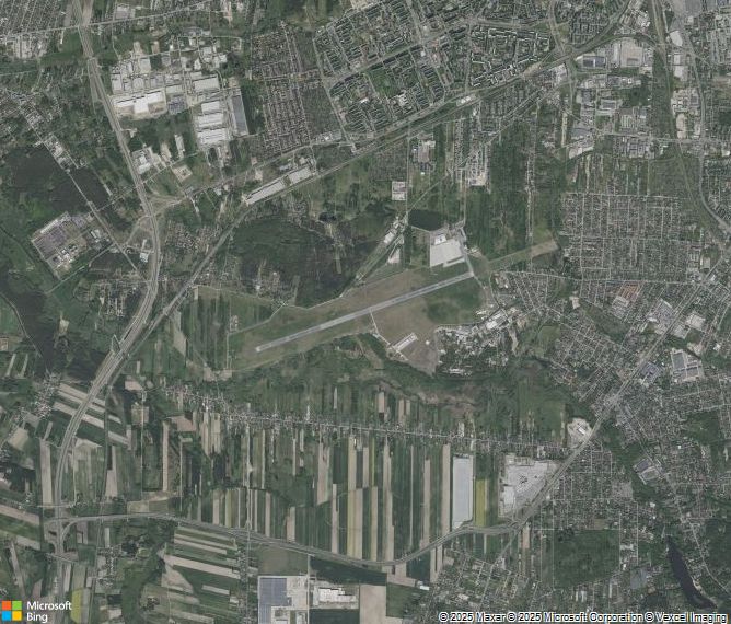 Взлётно-посадочная полоса Lodz Wladyslaw Reymont Airport