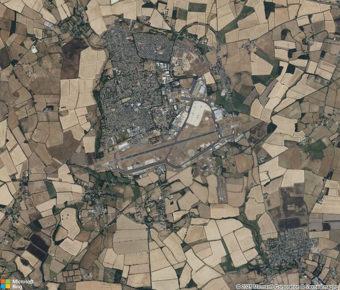 Взлётно-посадочная полоса RAF Brize Norton