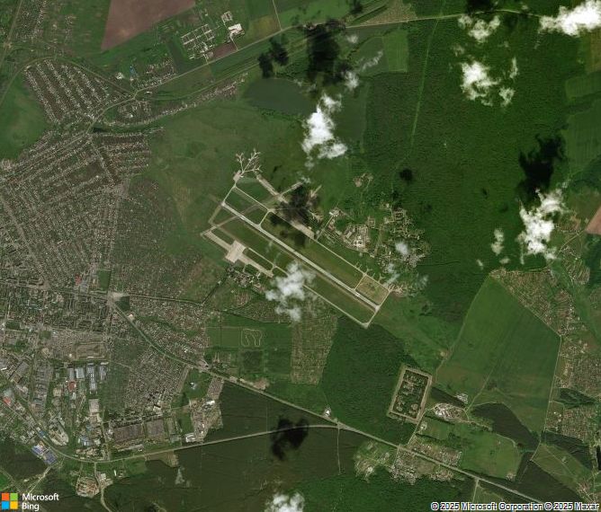 Взлётно-посадочная полоса Kursk Airport