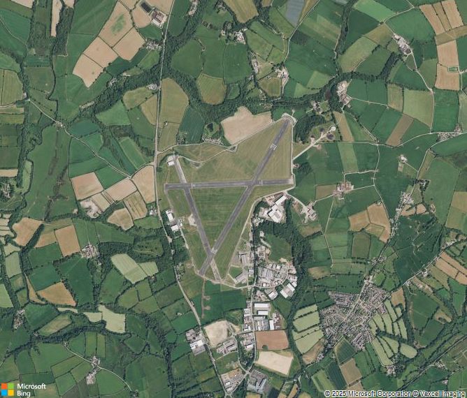 Взлётно-посадочная полоса Haverfordwest Airport
