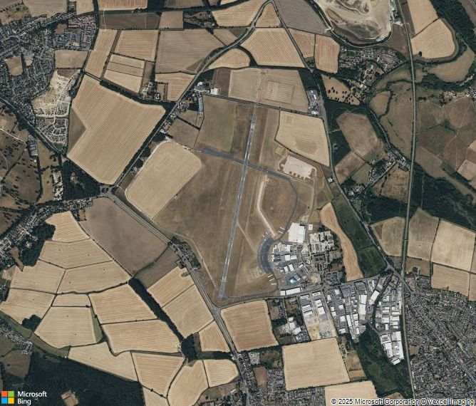 Взлётно-посадочная полоса London Oxford Airport