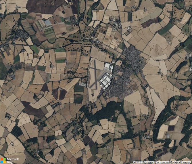 Взлётно-посадочная полоса Wellesbourne Mountford Airport