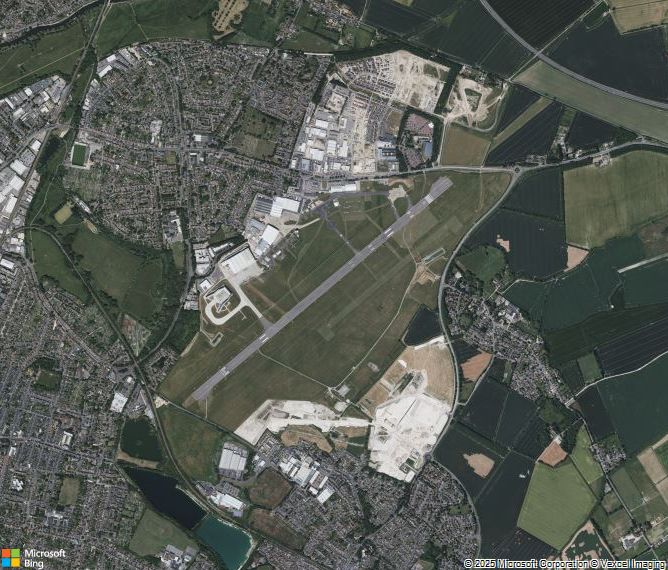 Взлётно-посадочная полоса Cambridge Airport
