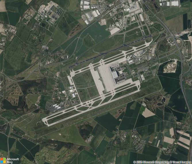 Взлётно-посадочная полоса Berlin Brandenburg Airport