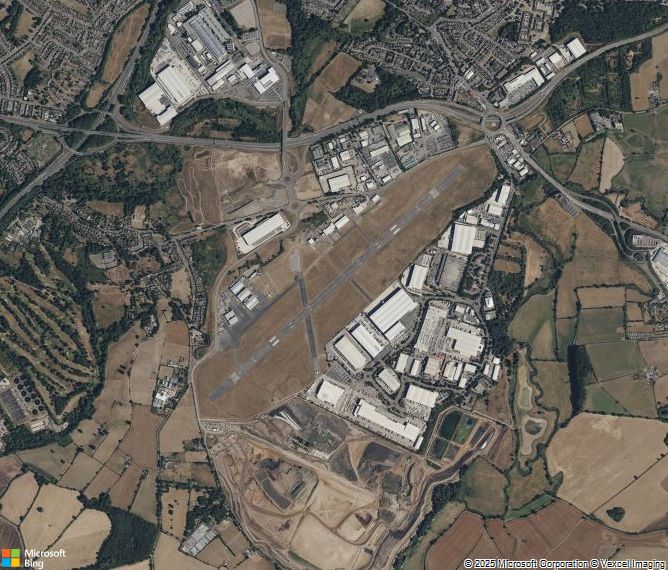 Взлётно-посадочная полоса Coventry Airport