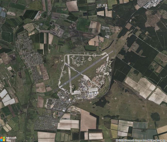 Взлётно-посадочная полоса RAF Lakenheath
