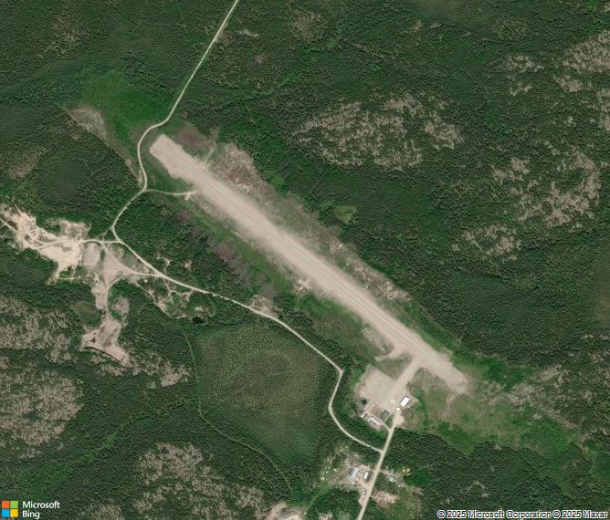 Взлётно-посадочная полоса Deer Lake Airport