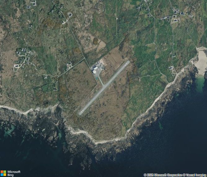 Взлётно-посадочная полоса Connemara Airport