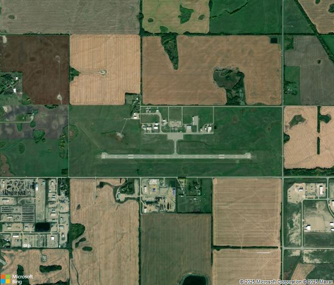 Взлётно-посадочная полоса Lloydminster Airport